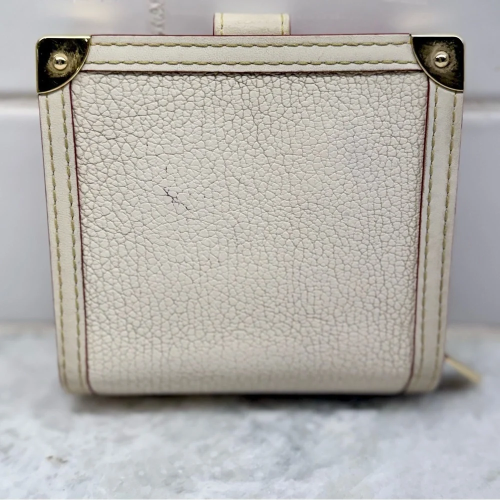 LOUIS VUITTON Unisex Suhali Goatskin Leather Compact Zip Bifold Wallet Ivory